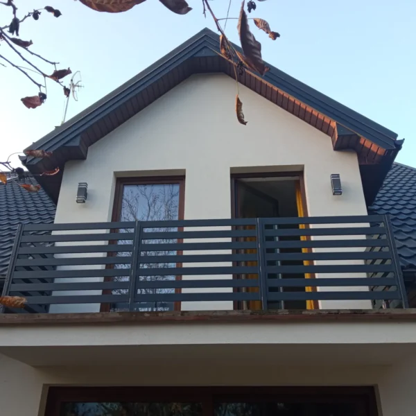 Zdjęcie realizacji balustrady balkonowej