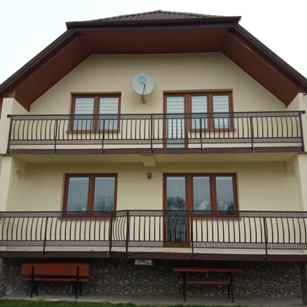 Zdjęcie realizacji balustrady balkonowej