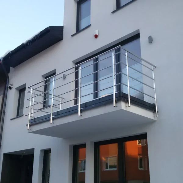 Zdjęcie realizacji balustrady balkonowej