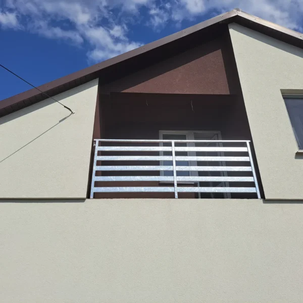 Zdjęcie realizacji balustrady balkonowej