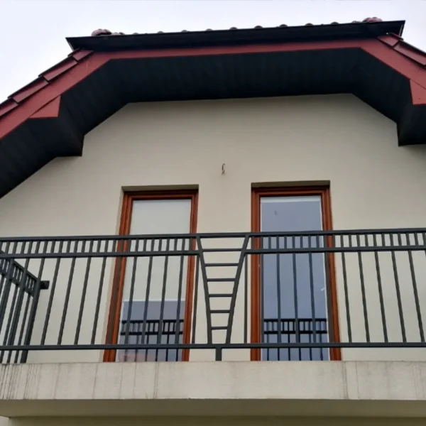 Zdjęcie realizacji balustrady balkonowej