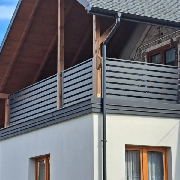 Zdjęcie realizacji balustrady balkonowej