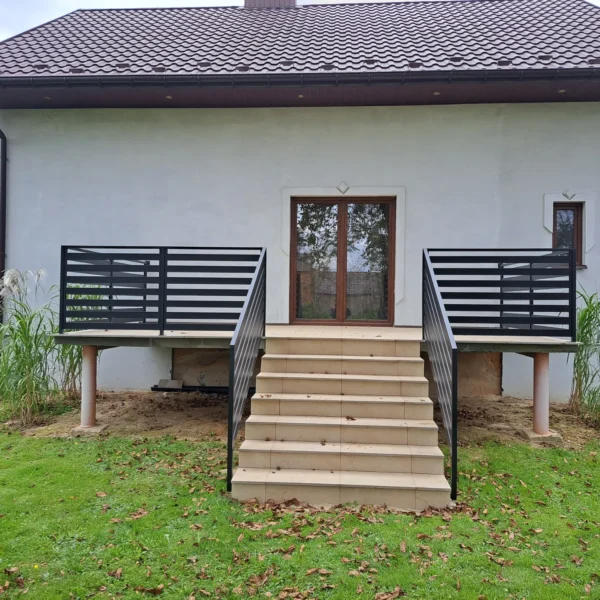 Zdjęcie realizacji balustrady balkonowej