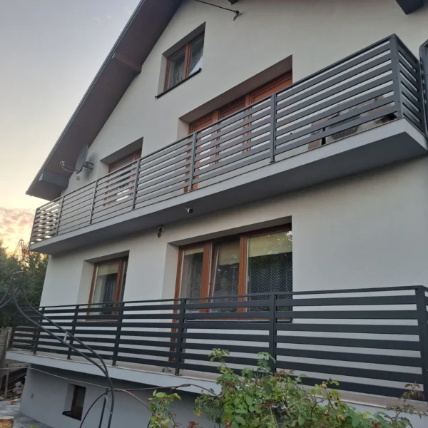 Zdjęcie realizacji balustrady balkonowej