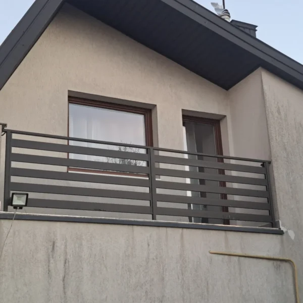 Zdjęcie realizacji balustrady balkonowej