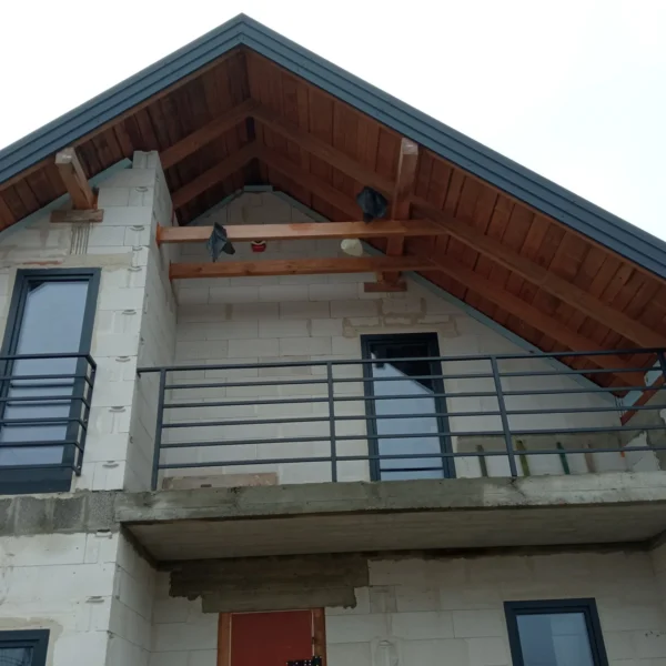 Zdjęcie realizacji balustrady balkonowej