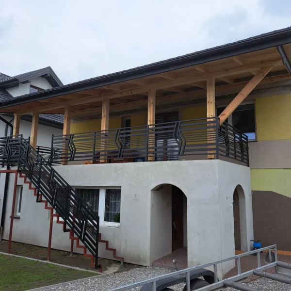 Zdjęcie realizacji balustrady balkonowej