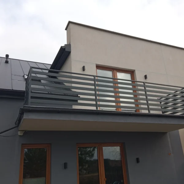 Zdjęcie realizacji balustrady balkonowej