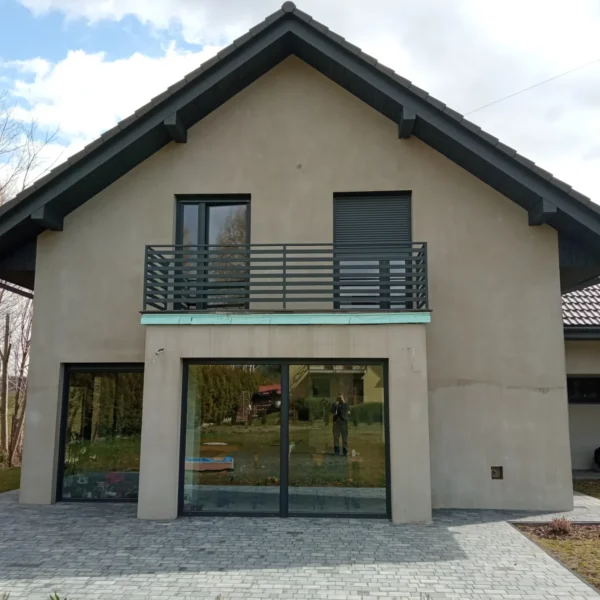 Zdjęcie realizacji balustrady balkonowej