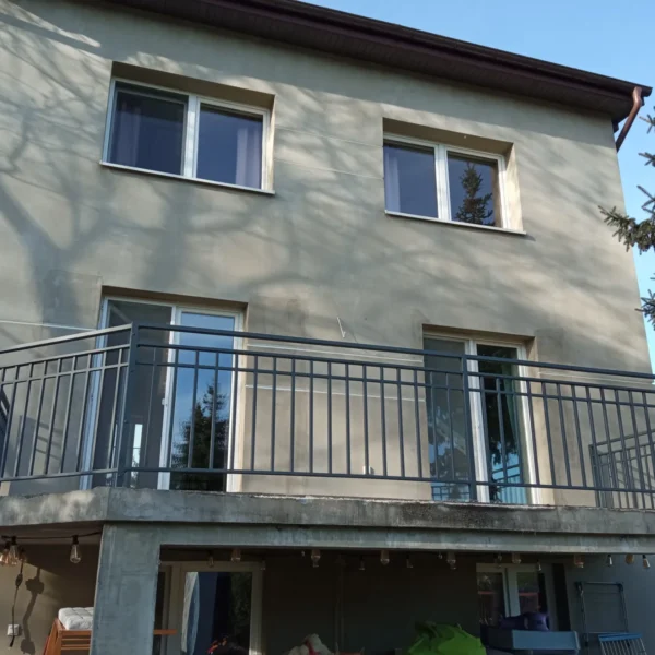 Zdjęcie realizacji balustrady balkonowej
