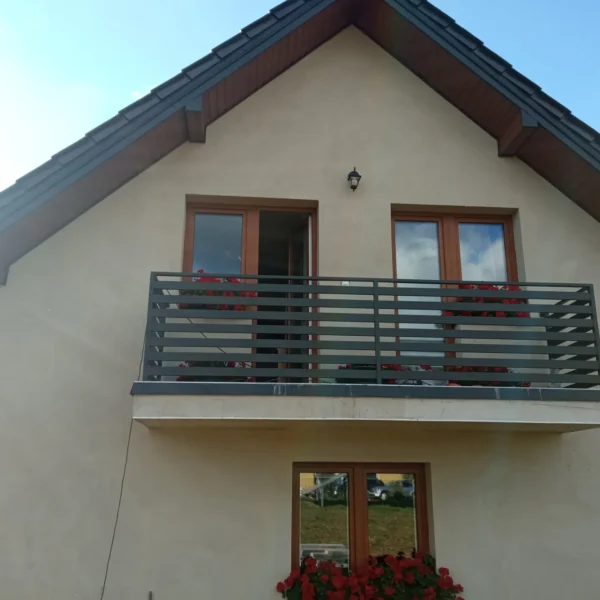Zdjęcie realizacji balustrady balkonowej