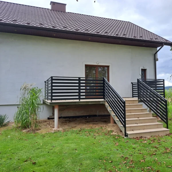 Zdjęcie realizacji balustrady schodowej