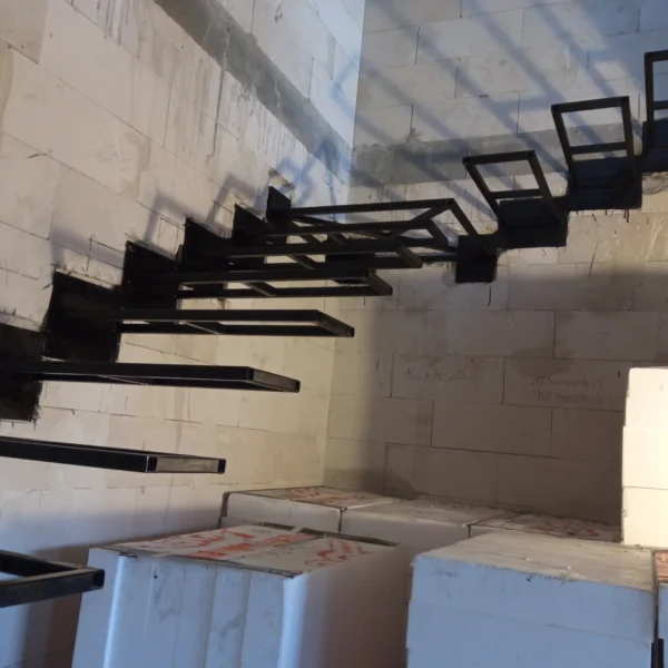 Zdjęcie realizacji konstrukcji metalowej