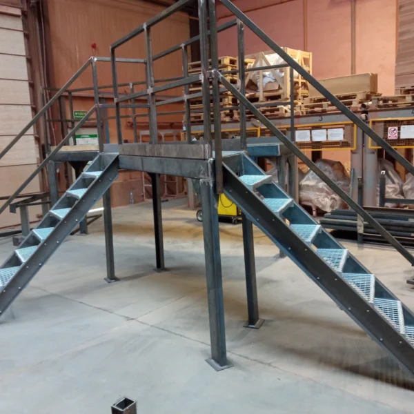 Zdjęcie realizacji konstrukcji metalowej